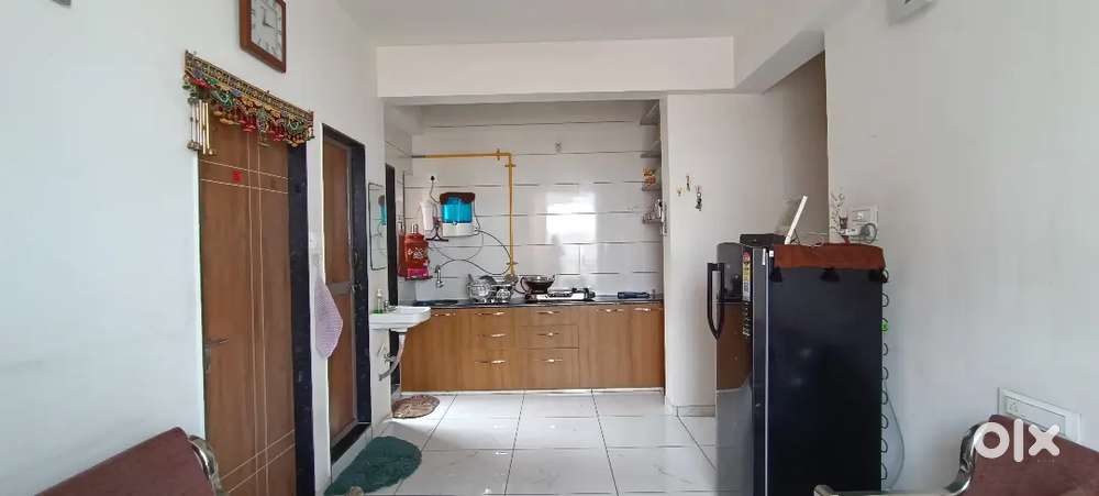 1 BHK Flat - ફર્નિચર સાથે