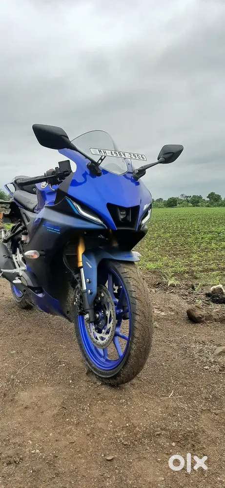 Yamaha R15 V4 Racing Blue colour with Quick Shifter & Sleeper Clutch