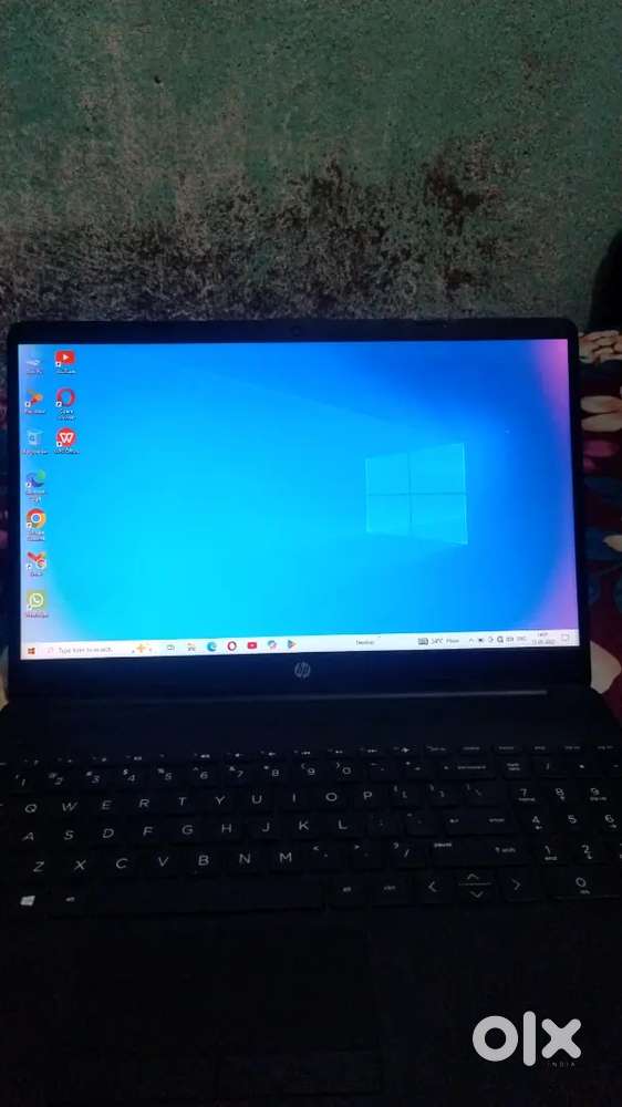 HP laptop 15sgy0001au