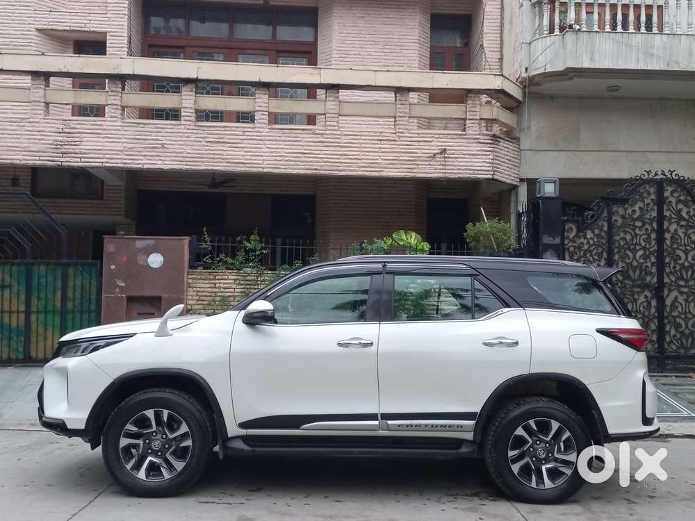 Toyota Fortuner Legender 4X2 AT 2.8, 2022, Diesel