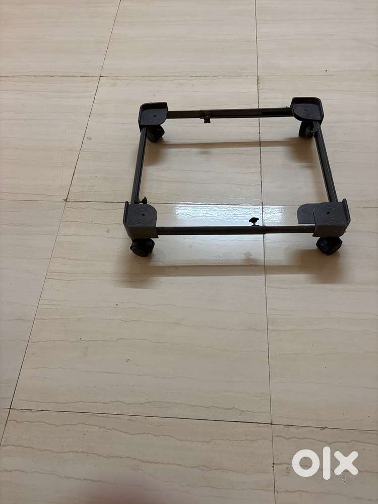 Washing machine movable stand