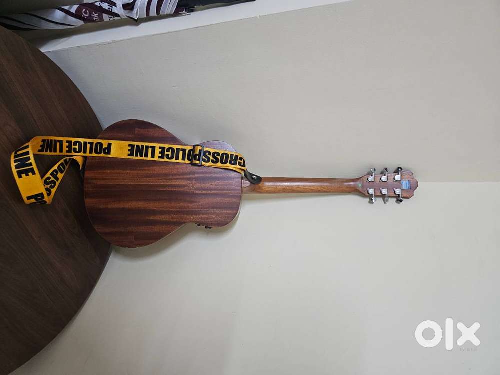 Mantic Semi-Acoustic Guitar – Warm Tone  Smooth Action  Stage Ready!