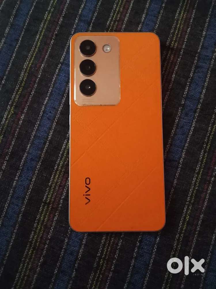 New phone ek dum