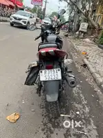 Gadi mai koi kami nhi hai sandar milege hai