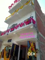 Room avlable in diffrent rent please contact ramjanki nagar