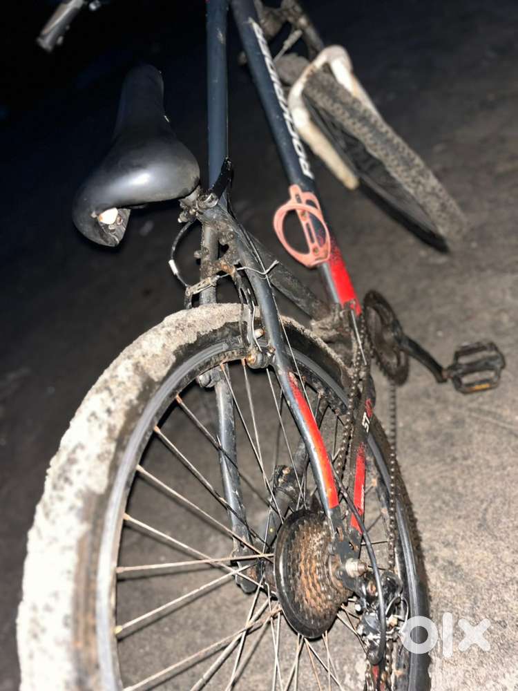 Rate adjustable  Urgent sale, no issue cycle full clean
