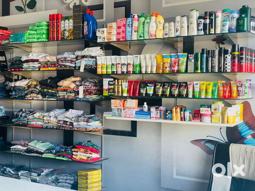 Gents garment + farniture + cosmetic items