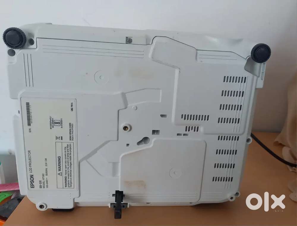 Epson lcd projector eb s31