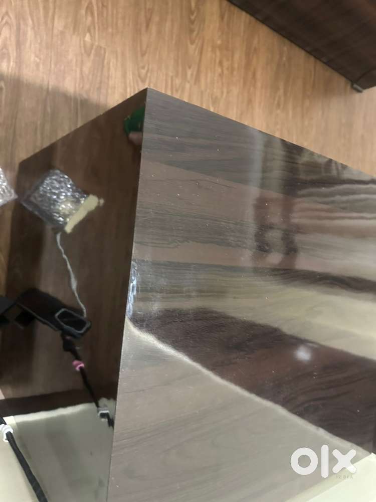Pet table for keeping frames, books,tv etc