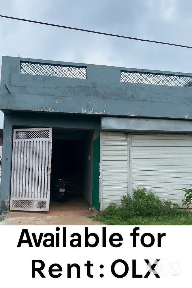 1BHK Commerical Space for Rent - 1 Shutter, Main Gate, Car Parking