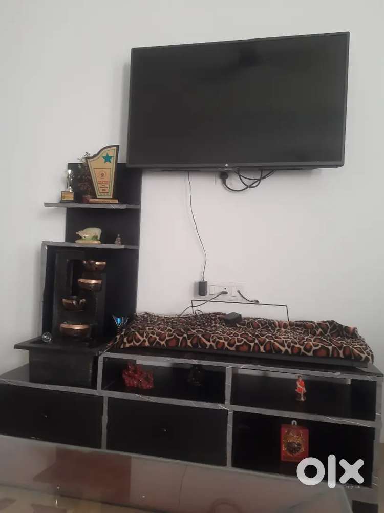 tv cabinet