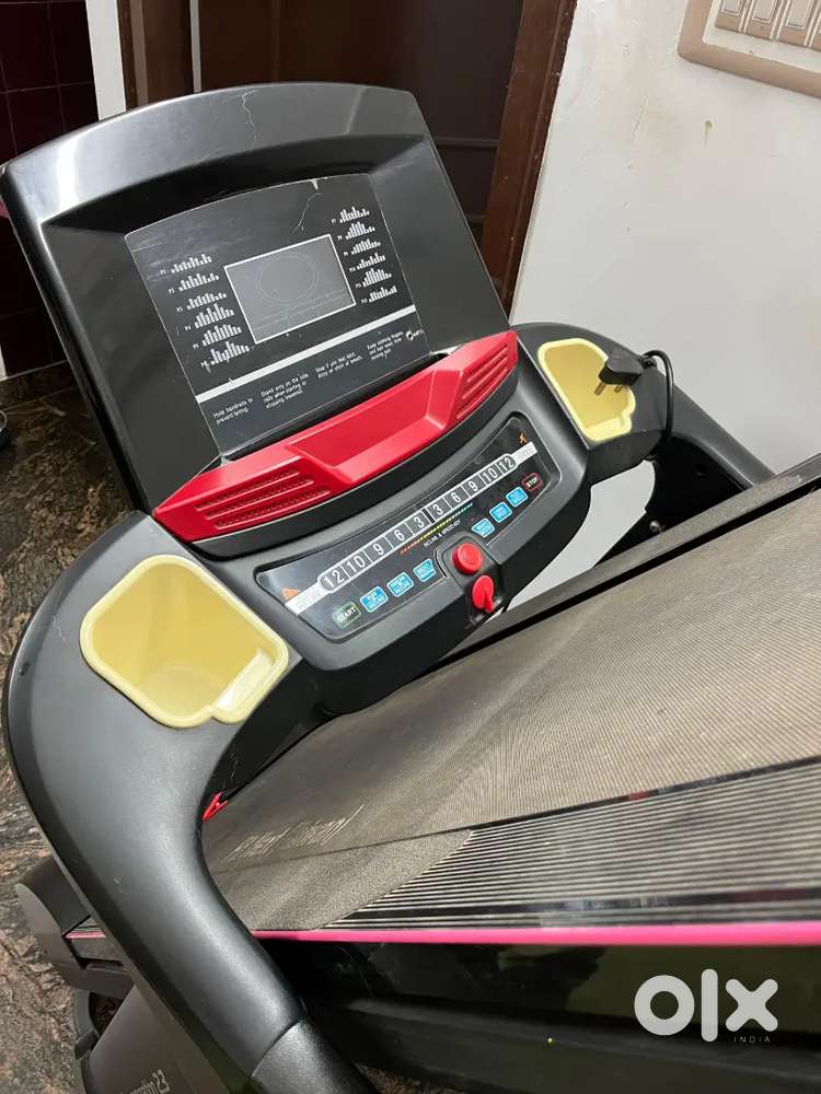 Motorized treadmill