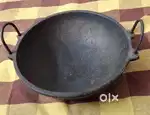 Zishta Cast Iron Kadai (Medium) - Brand New