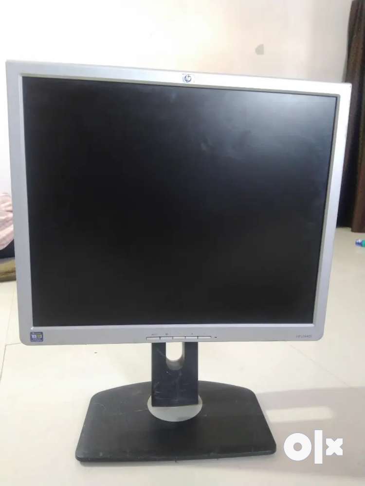 HP 19 inches Display