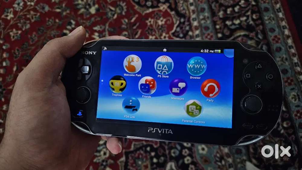 PS Vita Good Condition with Case and 8GB Original PSVita Memory Card