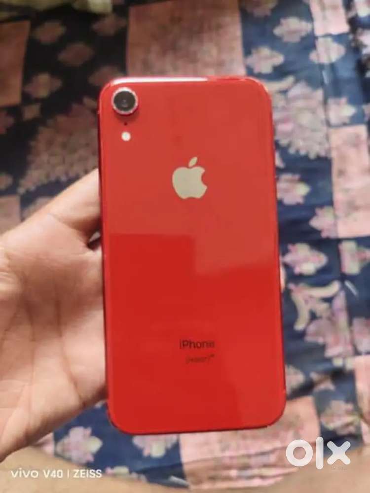 Iphone Xr (3gb + 64gb) very good condition