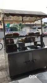 Panipuri serving boy