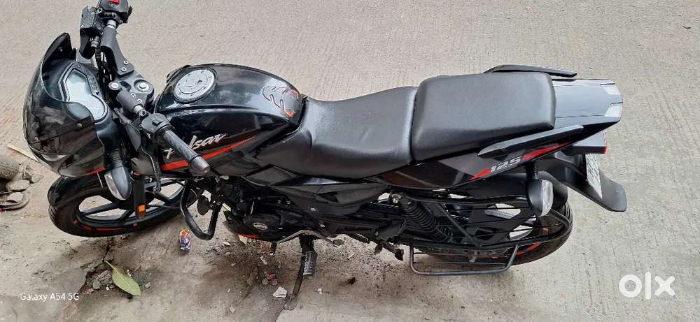Bajaj pulsar 125cc model 2022 owner 1