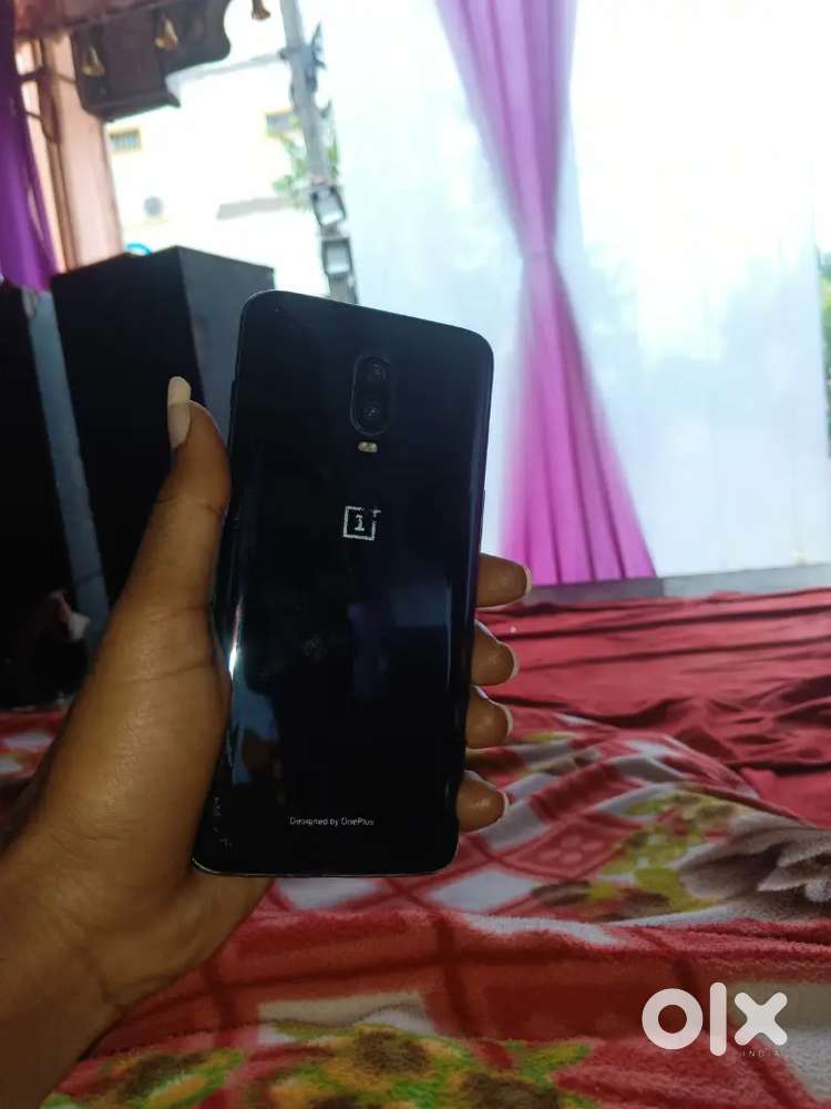 OnePlus 6t pro 6gb 128