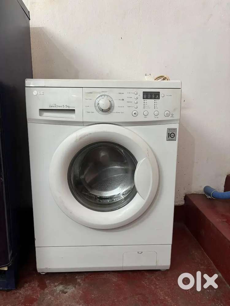 5.5 LG Front load washing machine( 6 month warranty)