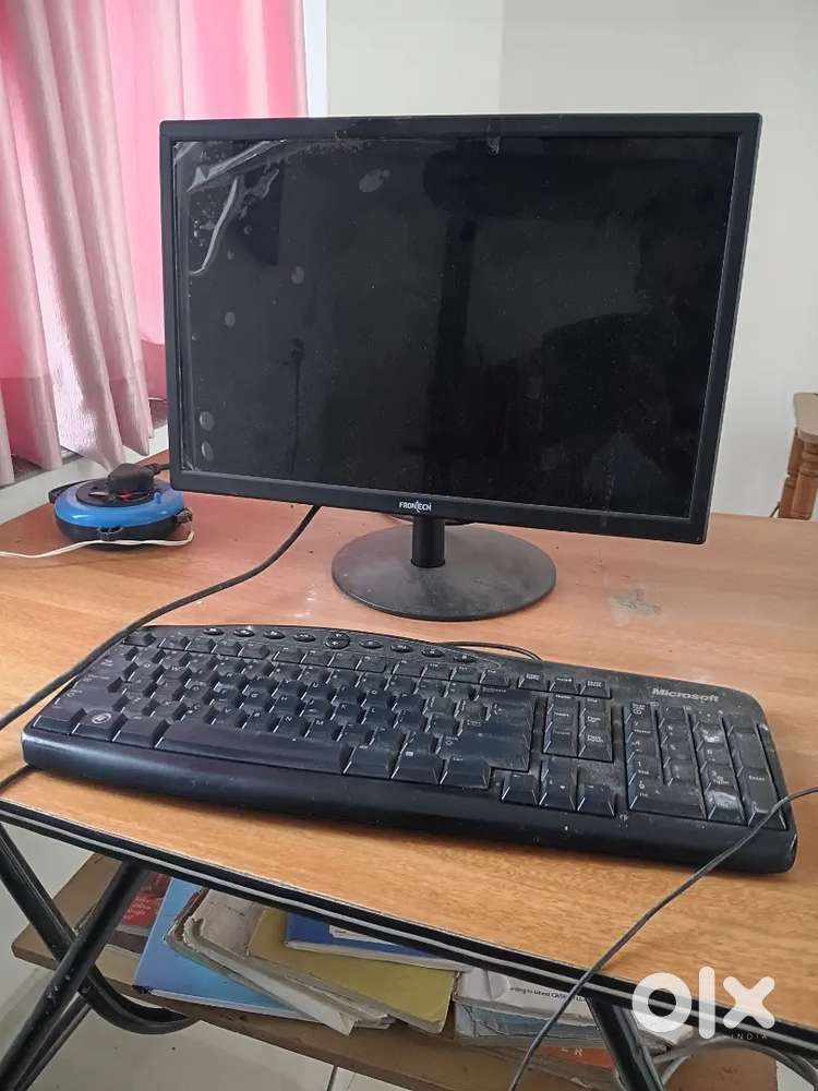 USED COMPUTER /12 YEARS FOR SALE / Rs.6000/-