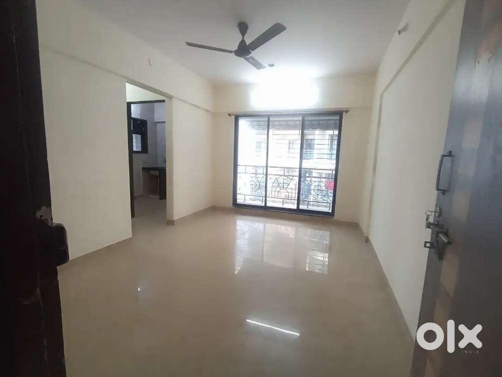 1 Bhk Fresh flat for rent sector 21 SNG school
