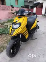 Aprilia strom SR 125 Maxi scooter sell now