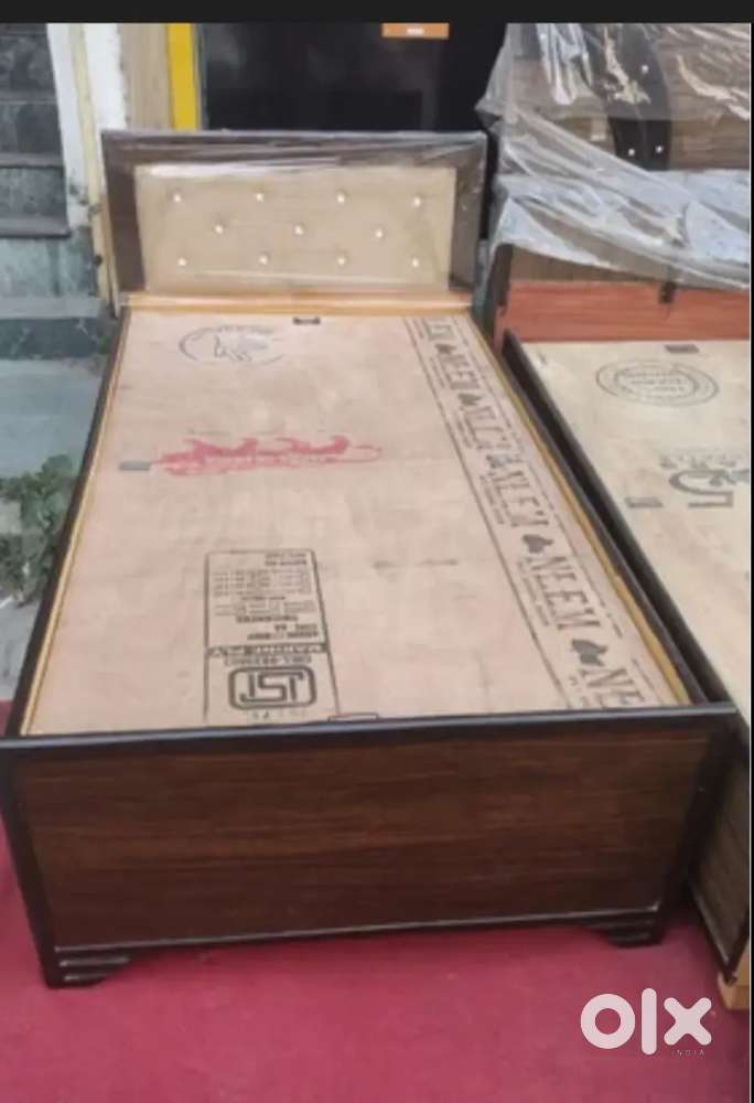 Diwan Palang Sell karna hai.