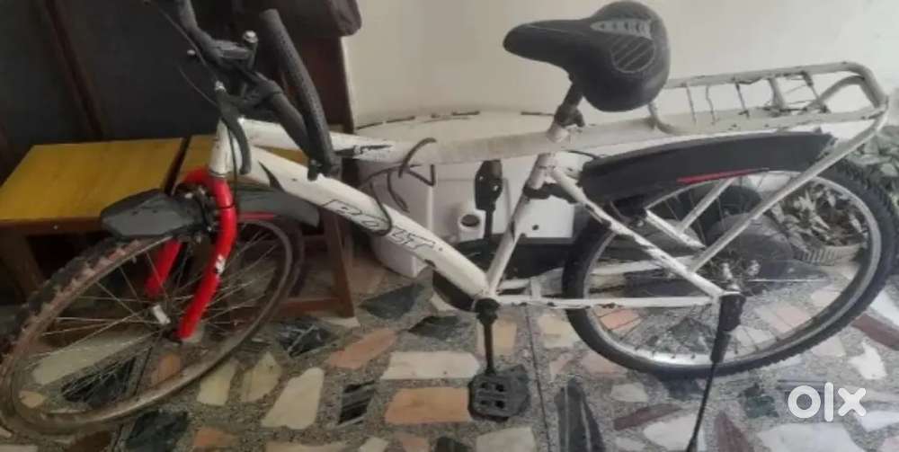 Avon full size sports cycle