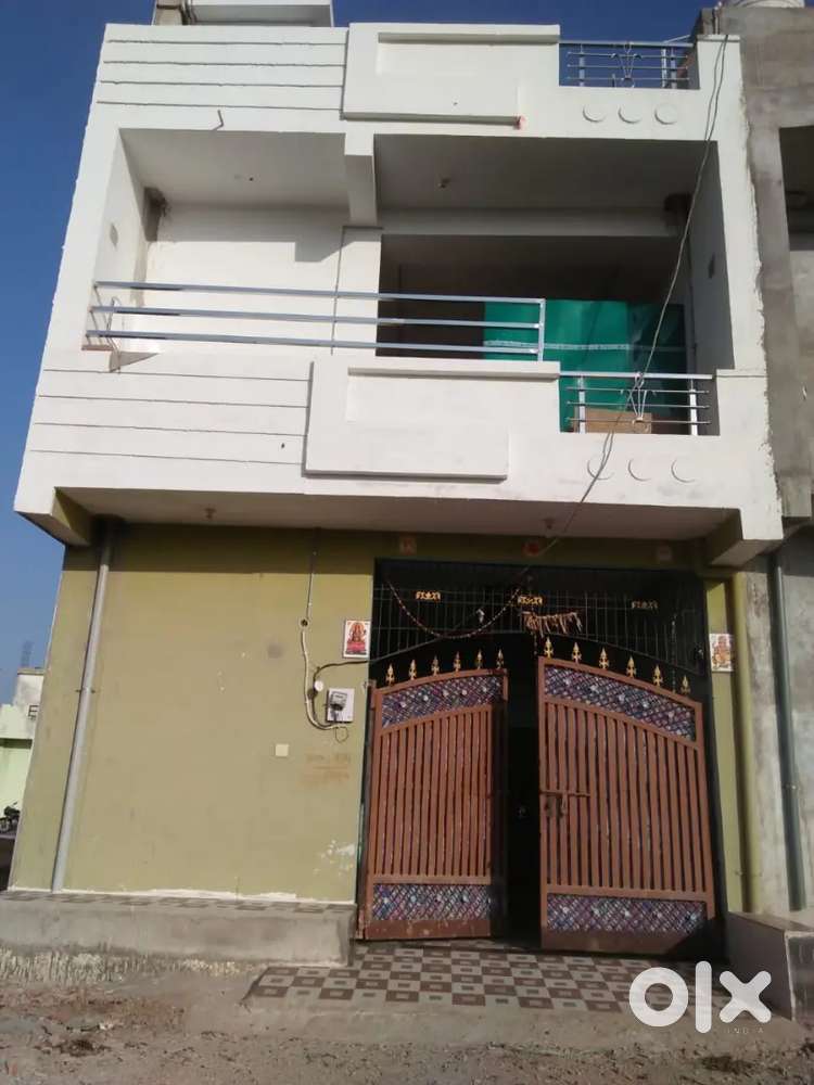 Rent is 5000 without electricity bill