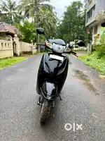 Honda Activa 3G, 2016 model. Only 24500km.Brand new tyre & insurance