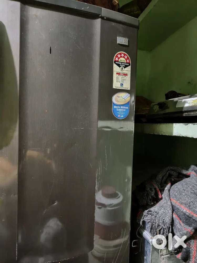 Fridge in working condition all things are good and working