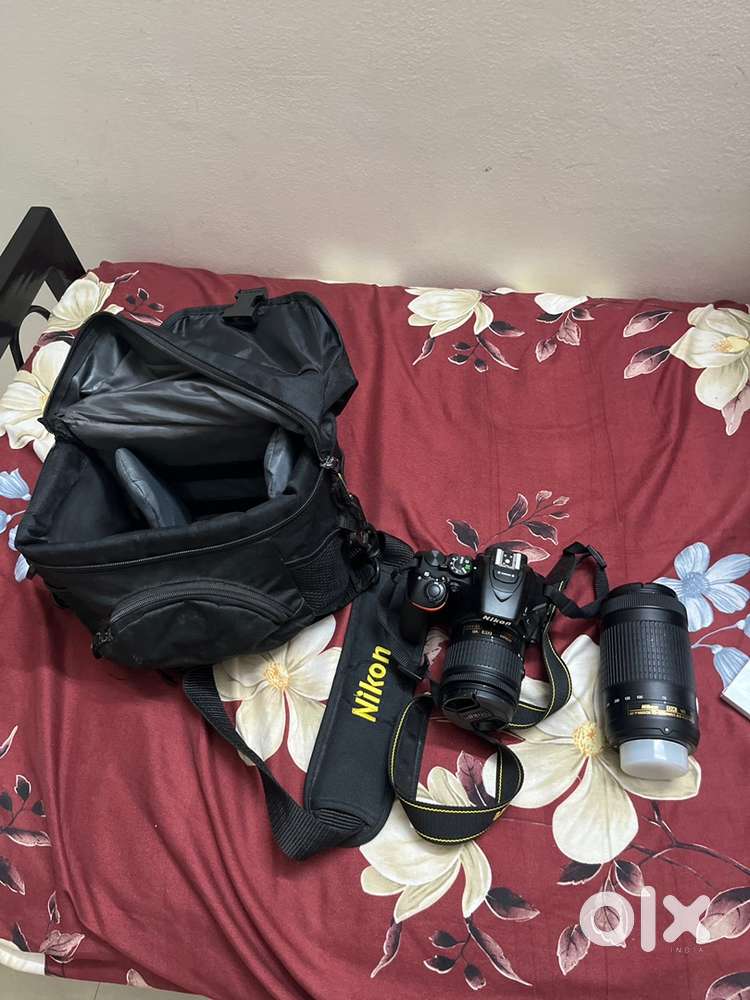 Nikon 5600D very good condition at 40k , slight negotiation possible