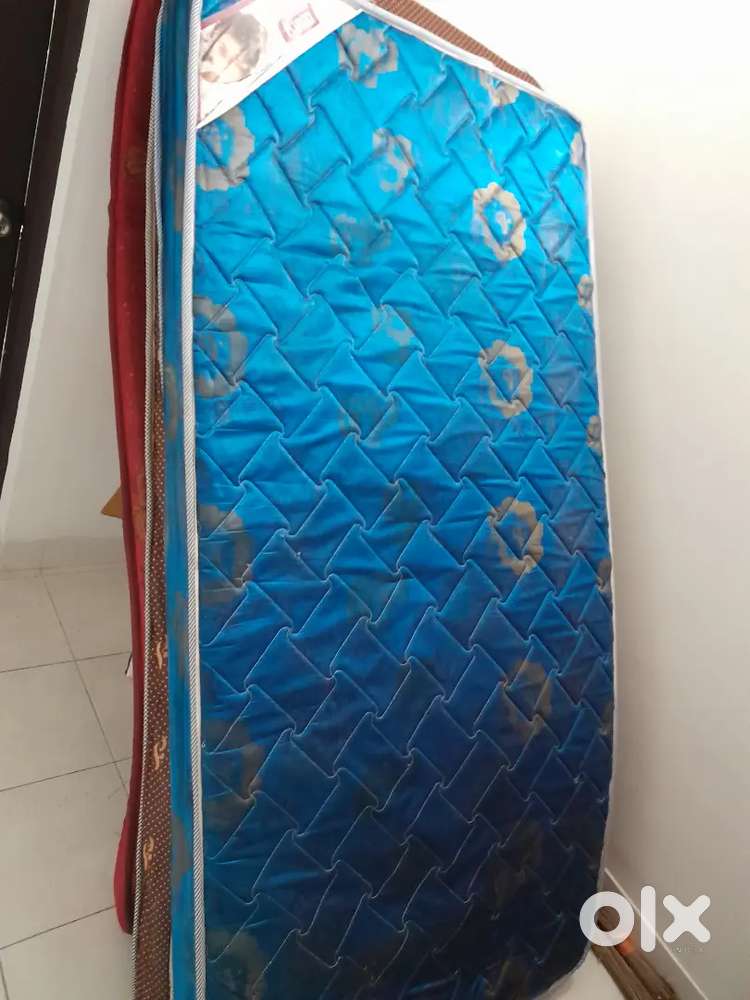 Single bed Matress