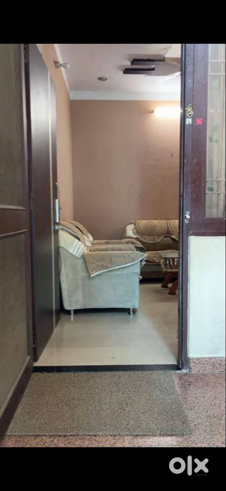 3 BHK Fully Furnished Flat Available for Sale (Ready to Move)