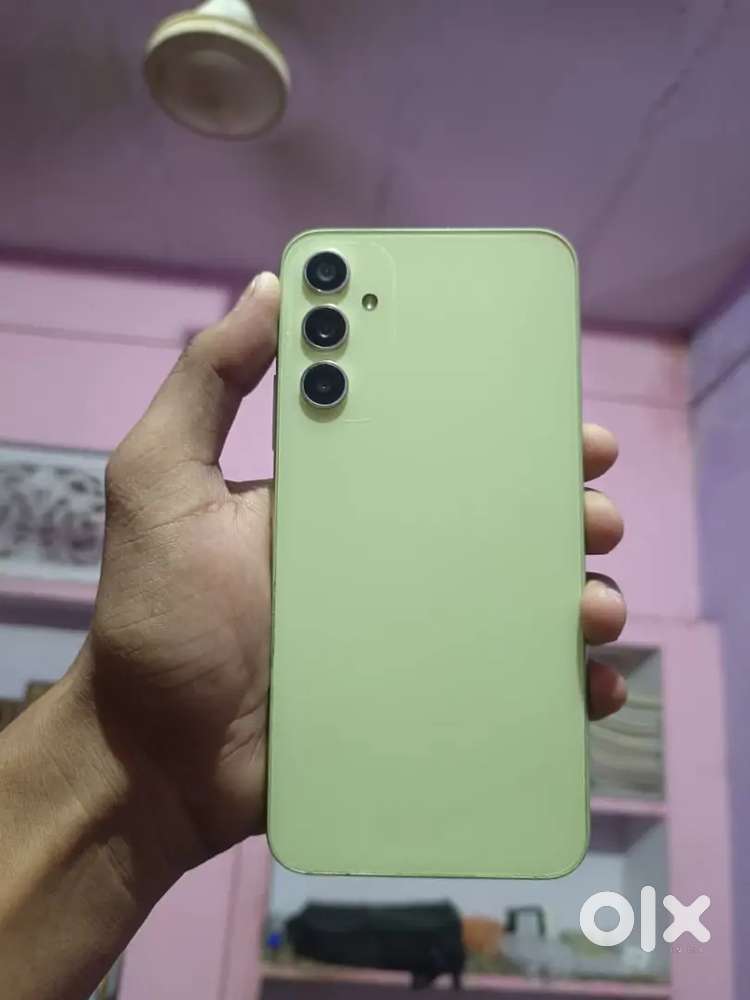 Galaxy a34 5g 8 256 ram rom
