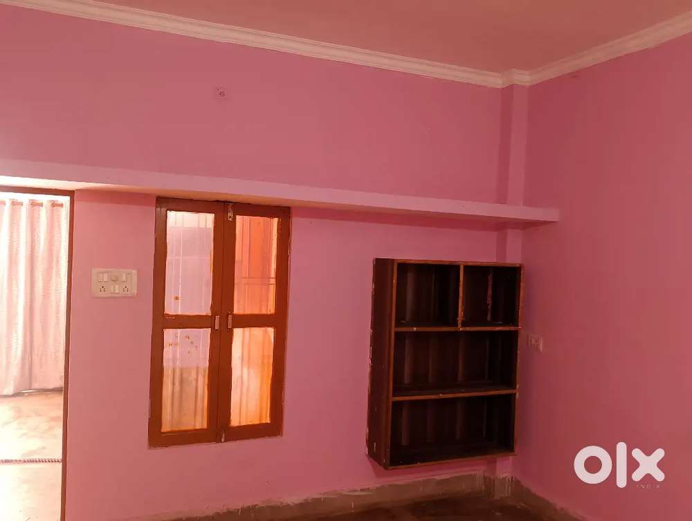 1 Room with kitchen and bathroom available - ₹4000/month