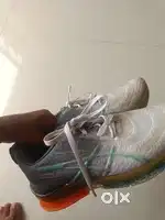 football shoes 5 number