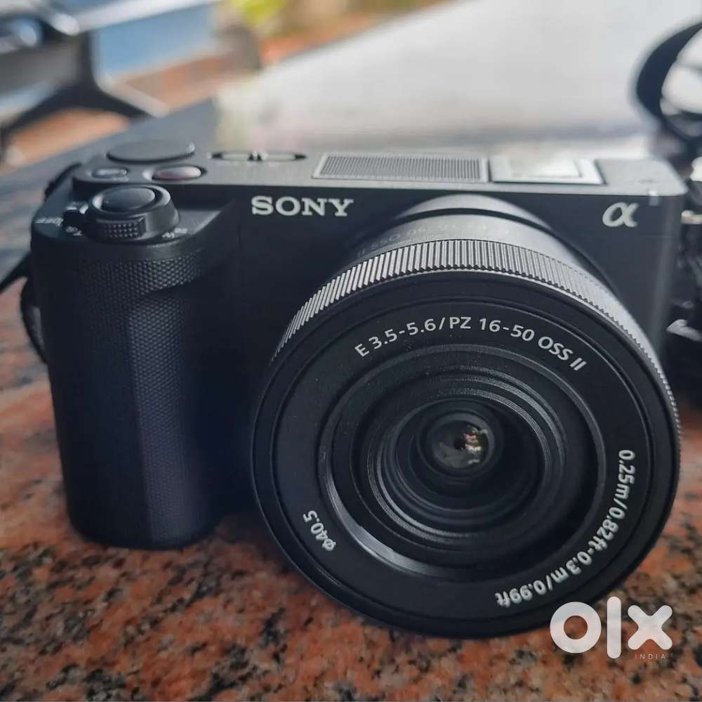 Sony zve10ii with PZ16-50 lense.
Rs.87,000