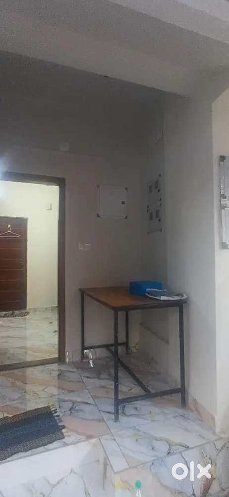 LADIES HOSTEL KALOOR with food