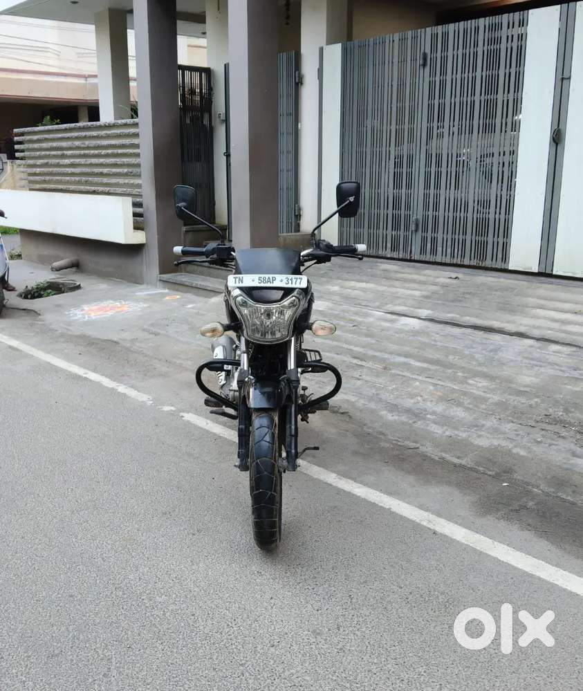 Bajaj V15 Model 2017