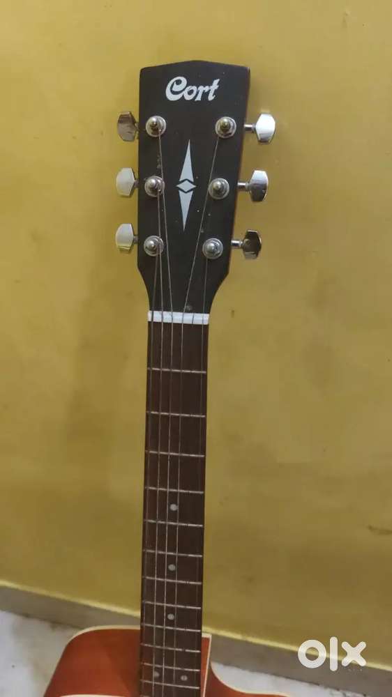 Guiter for urgent sale