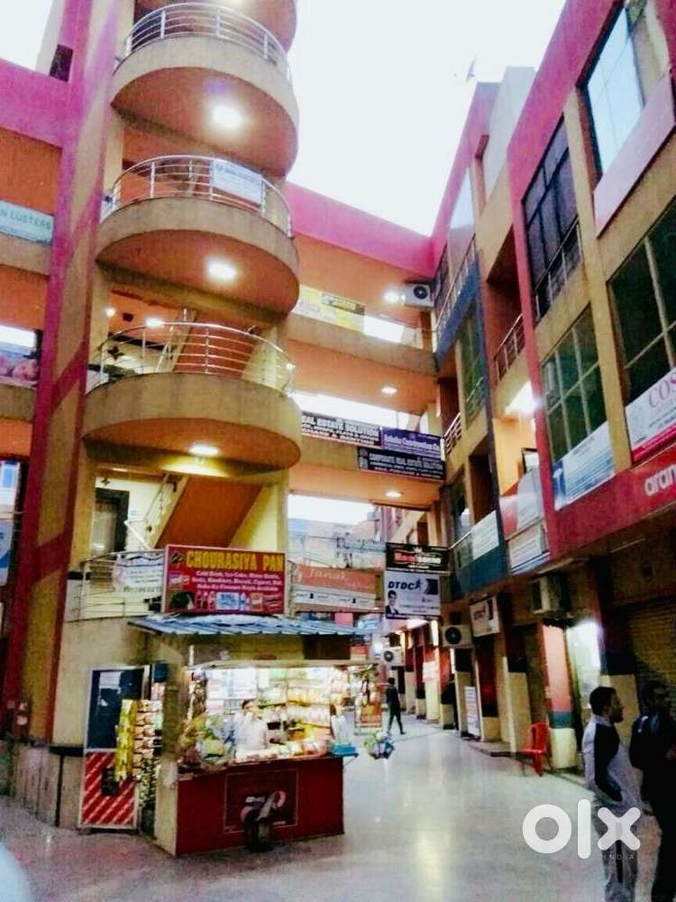 Ground Floor shop/ office space for rent