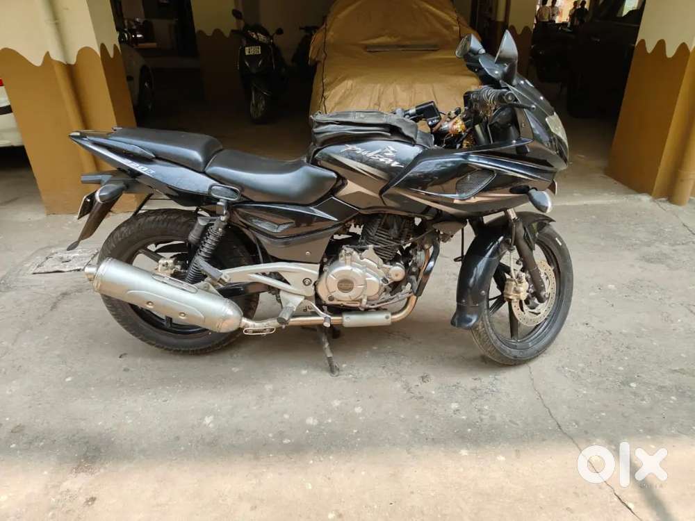 Good and excellent condition pulser 220f , 2016 for sale