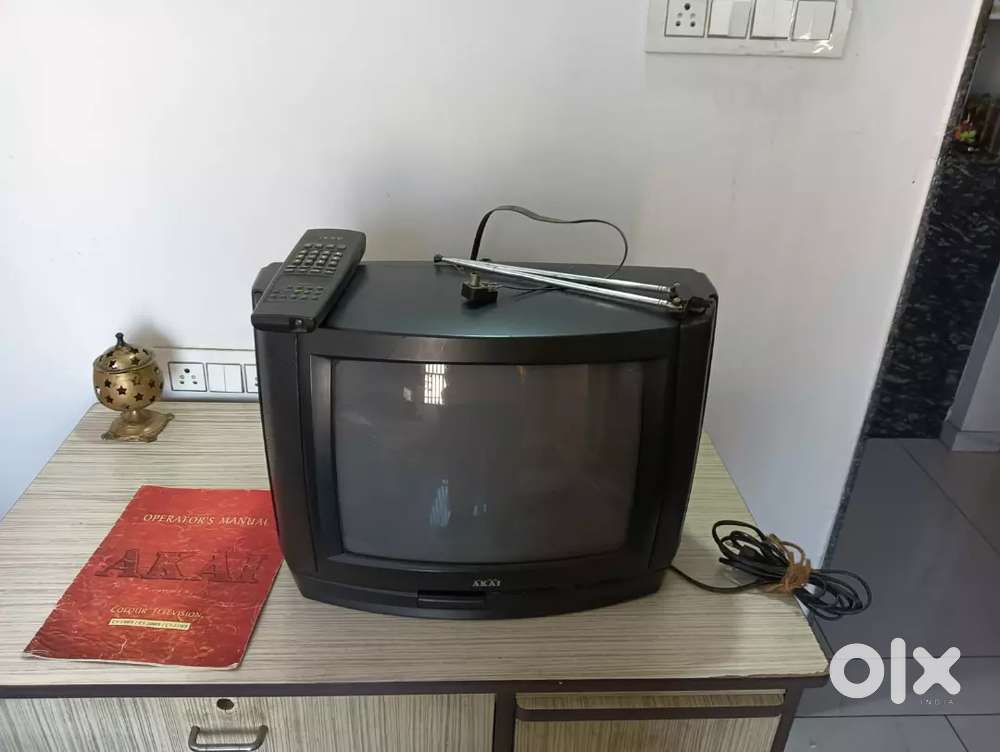 OLD MODEL TV