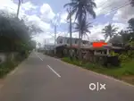 Aluva Tiruvalloor 8.500 Cent. 3 Bhk Old House Bus Route Frontage