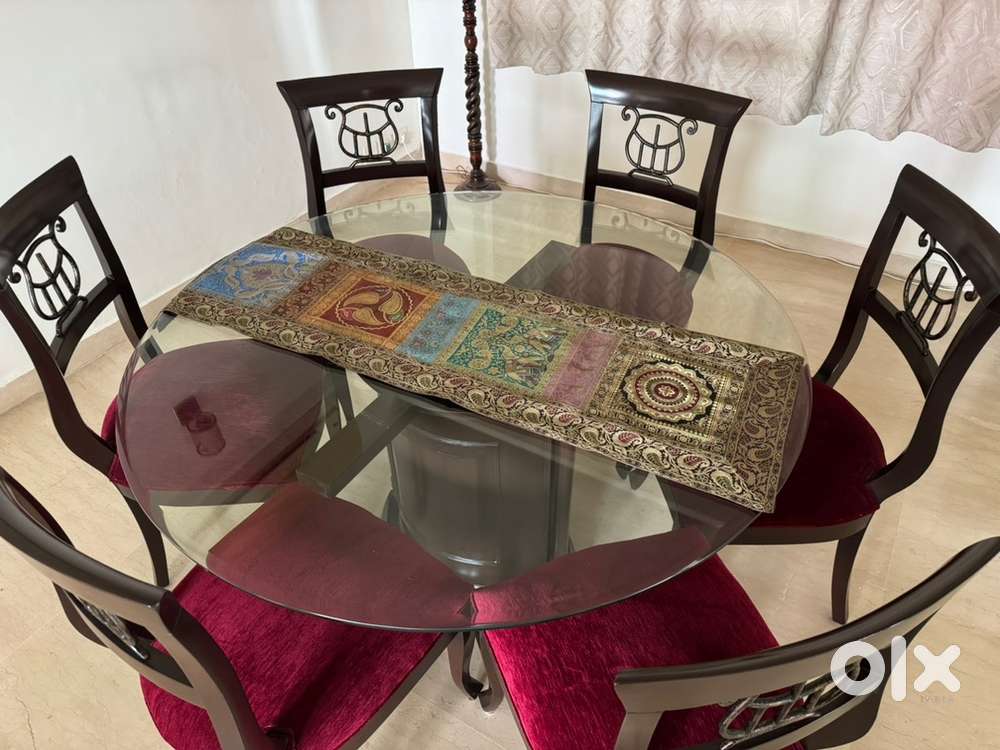 Six seater Luxury dinning