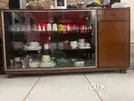 Crockery unit showcase