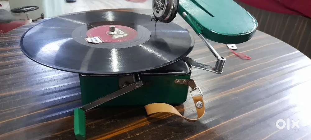 Portable gramophone
