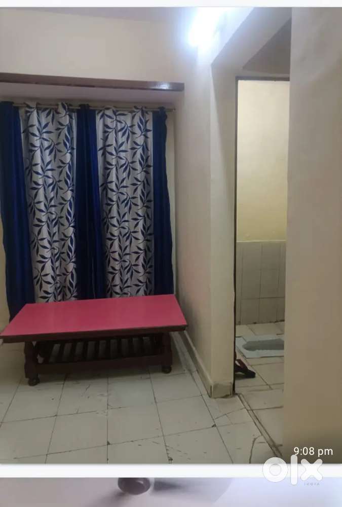 Furnished independent newly renovated ground floor flat